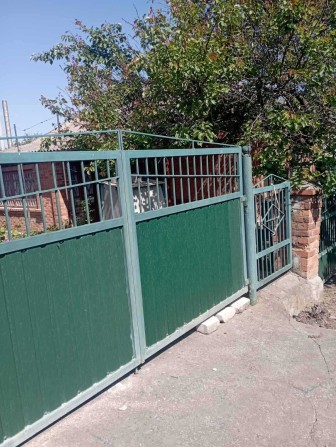 Продається будинок в районі третьої  школи вул. Уріцкого. - фото 1