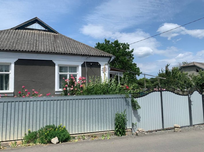 Будинок, дом в смт. Ярмолинці - фото 1