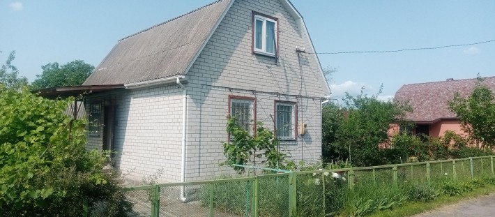 Продаж дачного будинку 2 поверхи - фото 1
