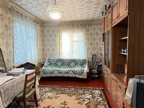 Будинок в Бучі з гарним садом в житловому стані Буча