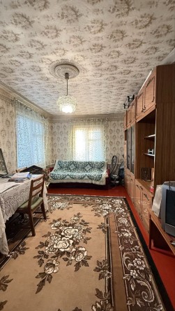 Будинок в Бучі з гарним садом в житловому стані - фото 1