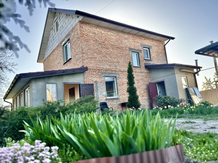Продам будинок в центрі смт Велика Димерка - фото 1