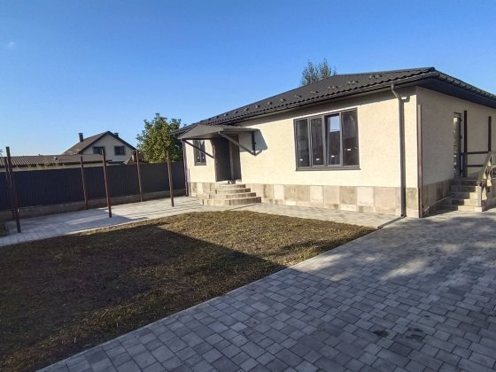 Продам великий будинок в Броварах Бровари