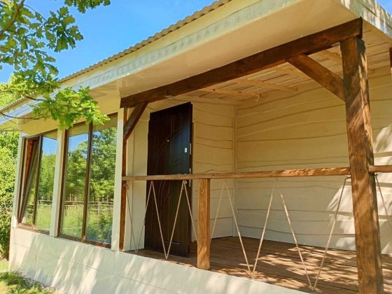 Дачний будинок(утеплений)+5 сотих землі, передмістя Івано-Франківська. Івано-Франківськ