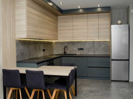 Продам сучасний будинок  в центрі Івано-Франківська. Івано-Франківськ