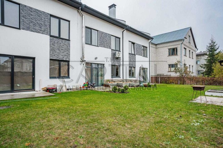 Продаж будинку, таунхаус, м. Бровари - фото 1