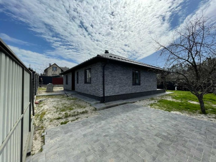 Будинок 105 м² + тераса, 6 соток, Буча, 12-та лінія, закрита вулиця - фото 1