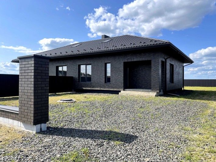 Продаж будинку у неймовірній локації - фото 1
