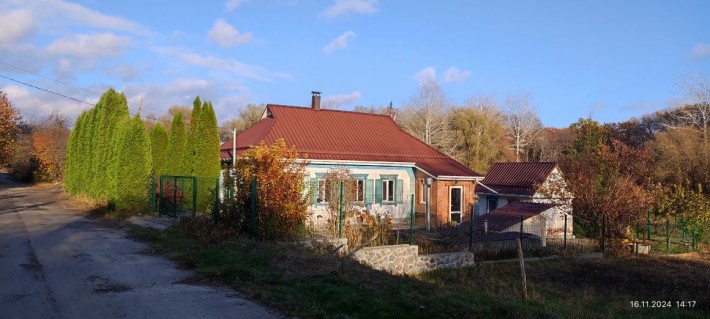 Дом в Ламане . Будете дихати спокійно і повними легенями ! Глобинсько - фото 1