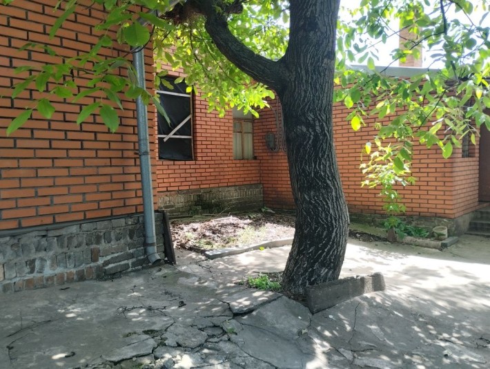 Дом 4 комнаты  район Ц.рынка  4 комнаты ул.Р.Люксембург - фото 1