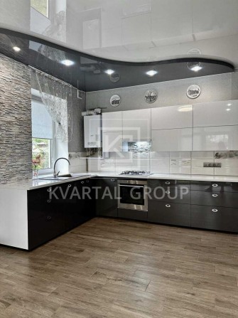 БЕЗ КОМІСІЇ! кутовий ТаунХаус з ремонтом і меблями. AVENIR PLAZA центр - фото 1