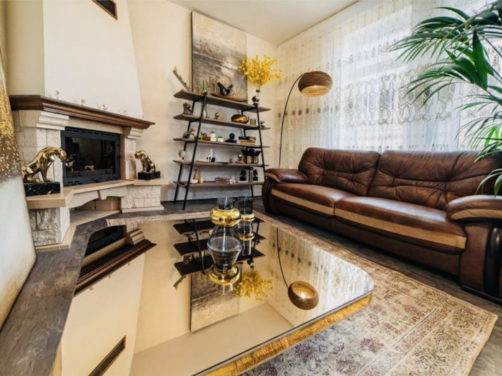 Терміново! БЕЗ КОМІСІЇ, будинок з РЕМОНТОМ, заходь і живи - фото 1