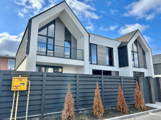 Ірпінь будинок з газом, закрите КМ. Цілодобова охорона. СЕРТИФІКАТ Ірпінь