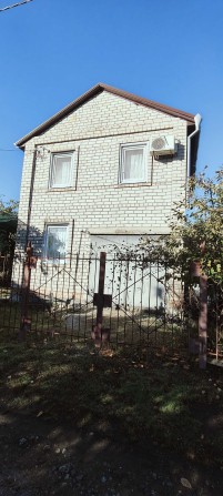 Дача у гарному місці - фото 1