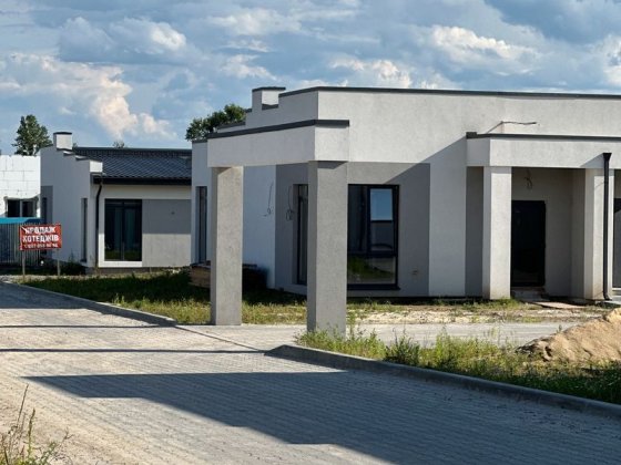 Котедж в р-ні Макарова, продаж від забудовника. Доїзд асфальтований Рівне