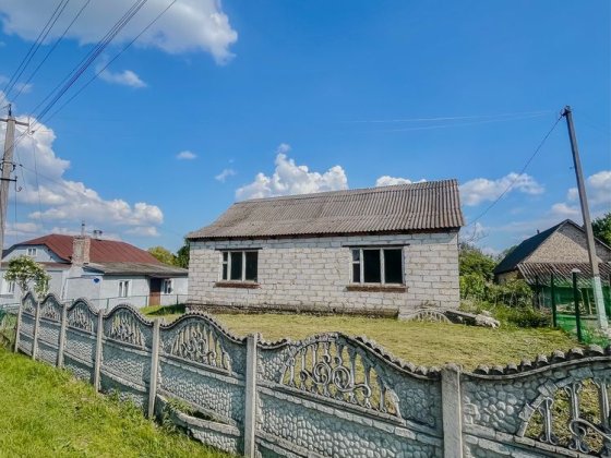 Продаж будинку з виходом до річки,Козлин Ровно