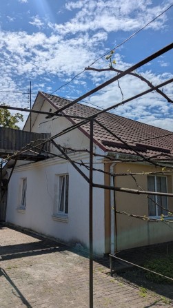 Будинок біля Оствиці! Приватизована ділянка 8 соток. - фото 1