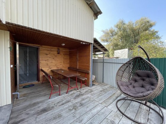 Продається будинок на першому причалі. Черкаси