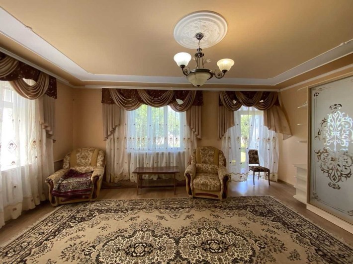 Будинок на 2 кімнати з гаражем - фото 1