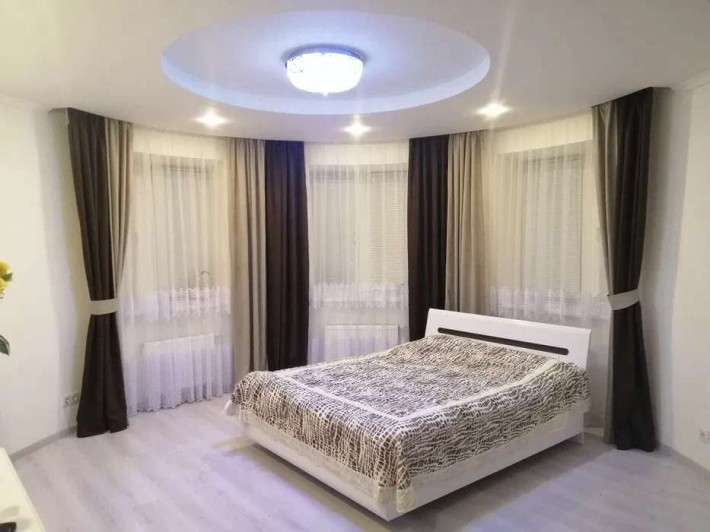 Продаж 3-к квартири вул. Новомостицька 15 - фото 1