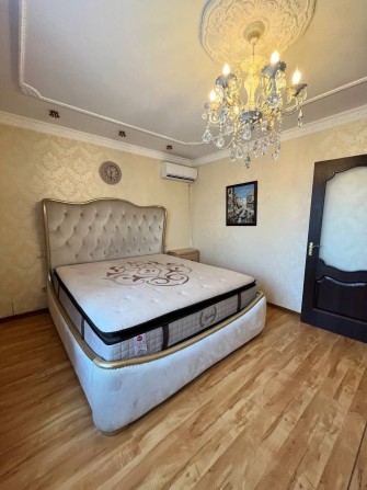 Здається чудовий 4 кімнатний Будинок на Старому Місті. - фото 1