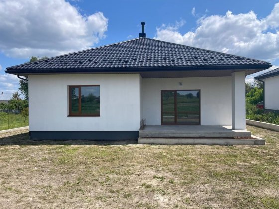 Американка з ремонтом у мальовничому місці  €$ Рівне