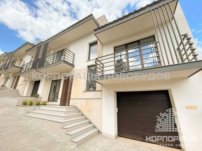 Продаж котеджу поруч з історичним центром,панорамний вид на місто,гори - фото 1