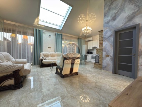 Ексклюзивний будинок в р-ні Вишенського озера Вінниця