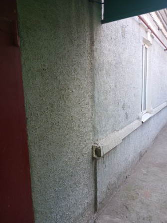 Здається невеликий будинок на Космосі - фото 1