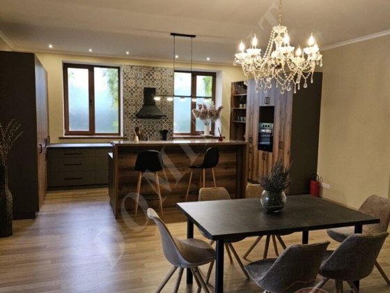 Оренда будинка  можливо на місяць Запорожье