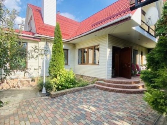 Здається Будинок 2 поверхи на Гагаріна Дніпро