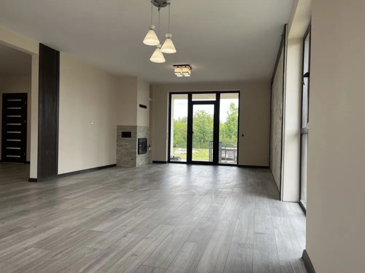 Продаж гарного будинку з ремонтом - фото 1