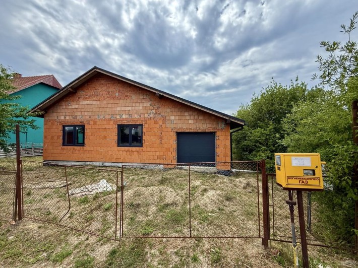 Будинок 200м2 в Ужгороді за 87 000$ ! Будинок м-рн Східний , Ужгород - фото 1