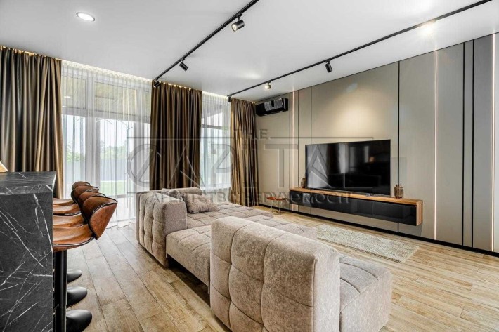 Продаж будинку з ремонтом 150м2/10 соток/Осокорки/Виноградна - фото 1