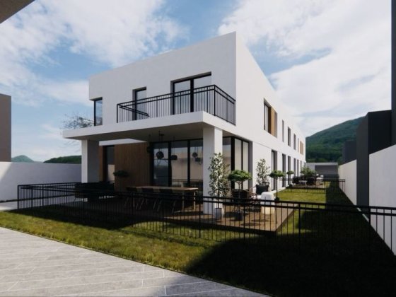 Продається чорновий Таунхаус. Ужгород