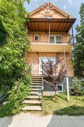 Оренда будинка під офіс 157м2 в Печерському районі є Генератор - фото 1