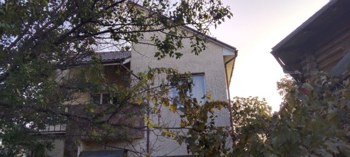 Здається будинок - фото 1