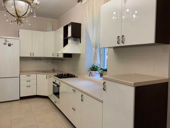 Оренда будинку. Курортна зона Пуща-Водиця поруч озеро, ліс. Київ