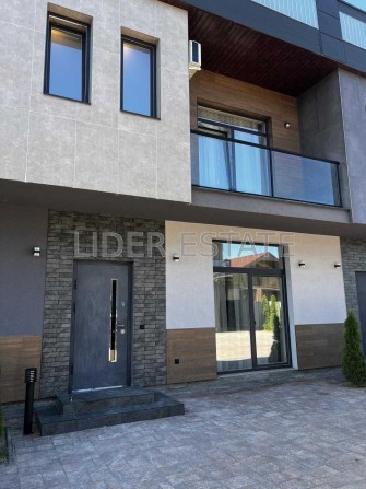 Продам 2-поверховий затишний таунхаус ціна 170000$ - фото 1