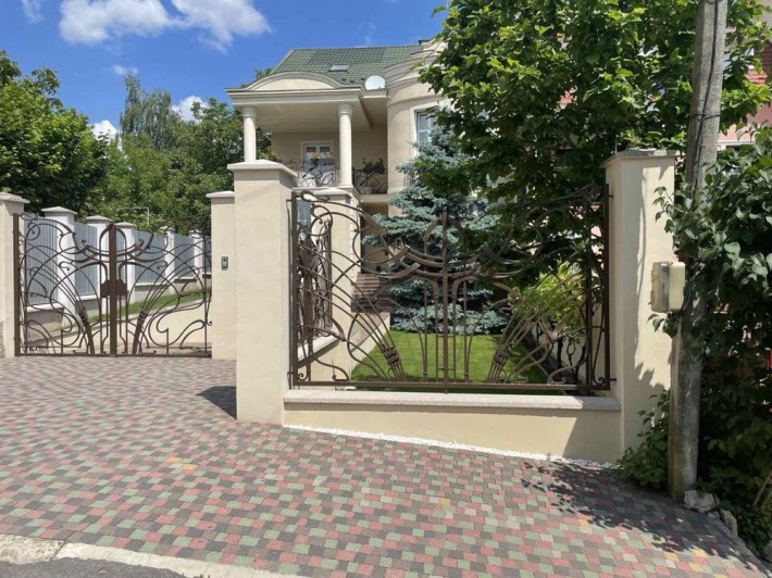 Затишний розкішний будинок в центрі міста Висока, Кринична - фото 1