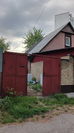 Пів будинку, 70 кв.м, в Києві, 2.7 сотки - фото 1