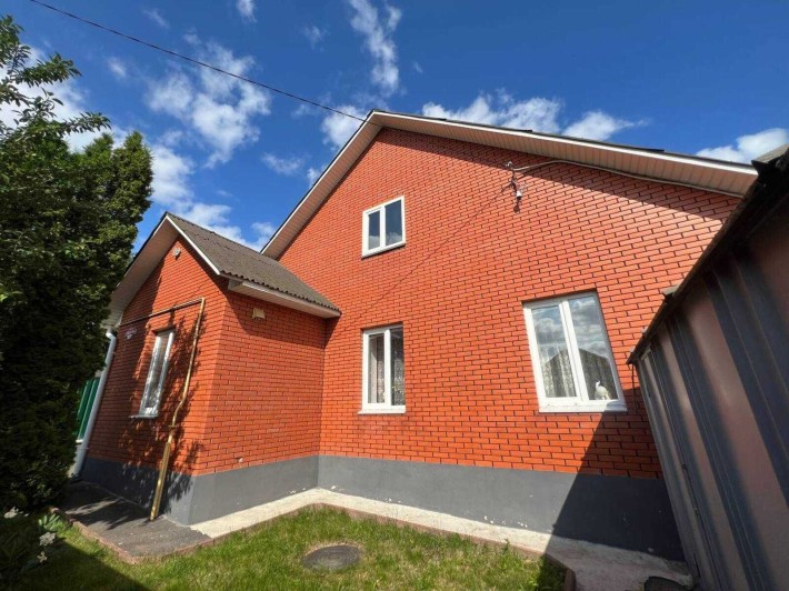 Продається окремий будинок на Старому місті - фото 1