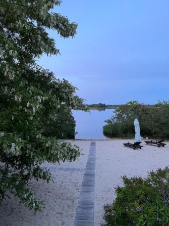 Оренда будинку біля води Конча - фото 1