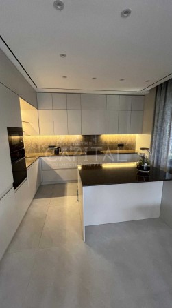 Оренда будинку 220 м² генератор 3 спальні закрите КМ Нова Ходосівка - фото 1