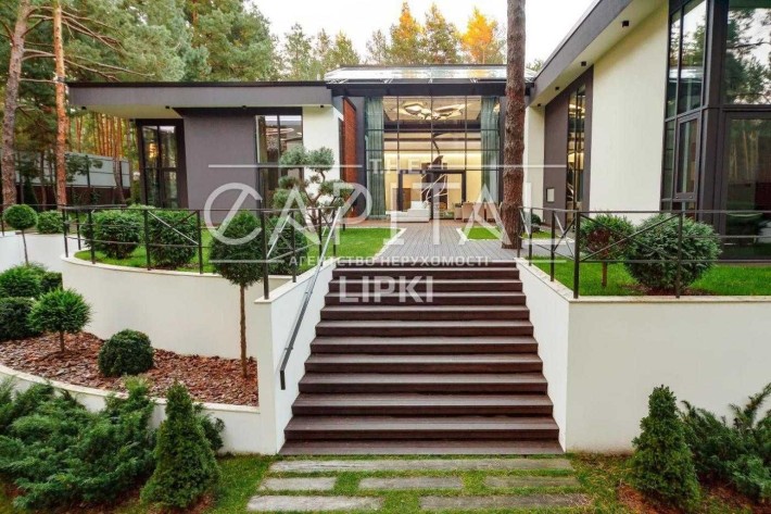 Оренда унікального будинку 700м2 30 сот Козин / є цоколь, сауна - фото 1