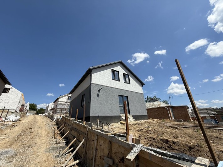 Продаж 2 поверхового будинку з ділянкою на 3.5 сотки, 110 кв. м, - фото 1