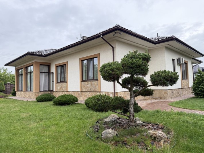 Будинок! район: Газовик. 10 сот. З озелененням! Гараж. Бесідка. - фото 1