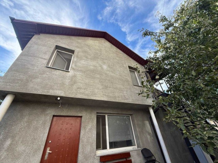 Продаж великого будинку. 10 кімнат. 360кводратів. Центр міста - фото 1