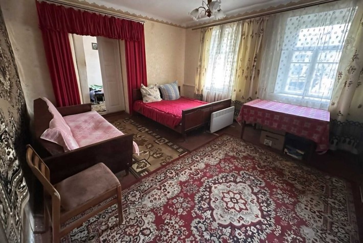 Продається частина будинку на Старому місті - фото 1