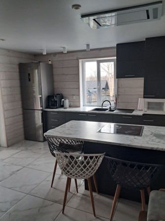Продам дом  туп маршрутки 152 Лоцкаменка  в конце Победы 6 - фото 1